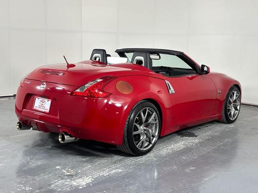 2015 Nissan 370Z Touring Sport
