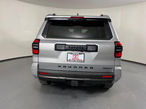 2025 Toyota 4Runner TRD Off Road