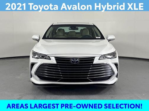 2021 Toyota Avalon Hybrid XLE Plus