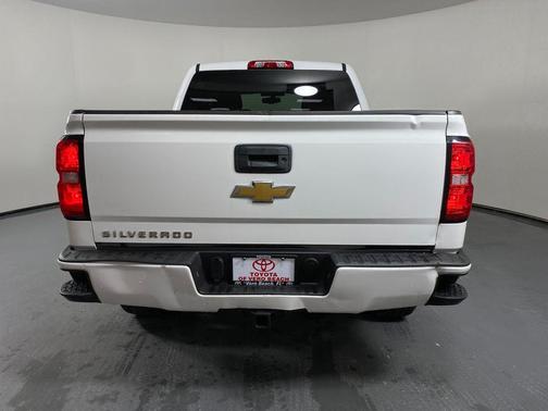 2018 Chevrolet Silverado 1500 Custom