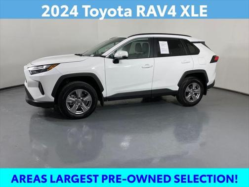 2024 Toyota RAV4 XLE