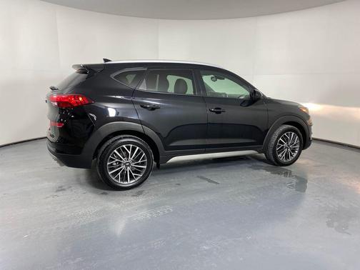 2021 Hyundai TUCSON SEL