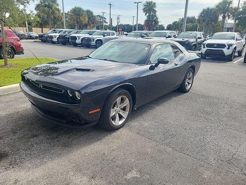 2021 Dodge Challenger SXT