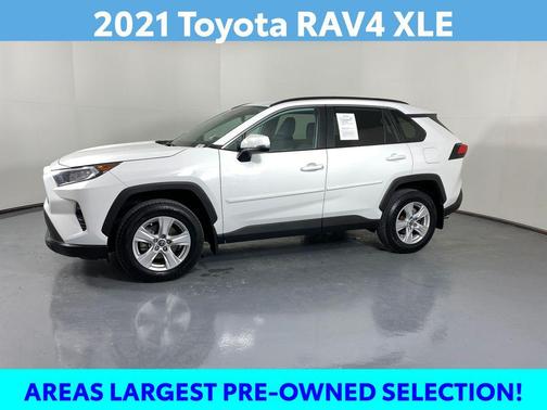 2021 Toyota RAV4 XLE