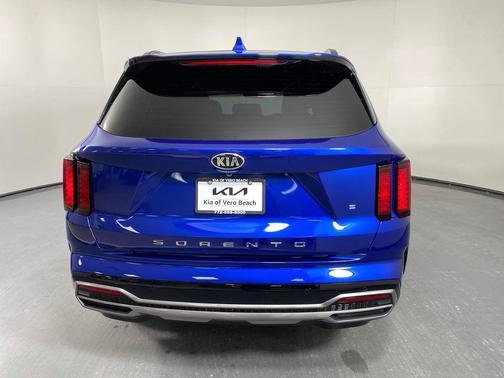 2021 Kia Sorento S