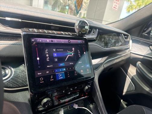 2022 Jeep Grand Cherokee 4xe Trailhawk