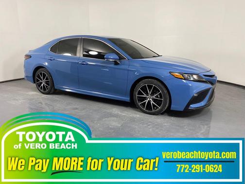2023 Toyota Camry SE