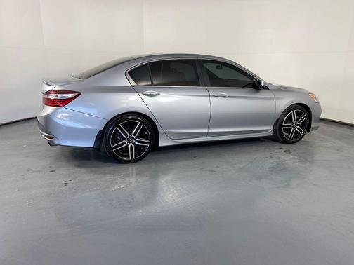 2017 Honda Accord Sport SE