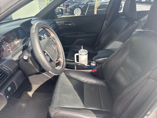 2017 Honda Accord Sport SE