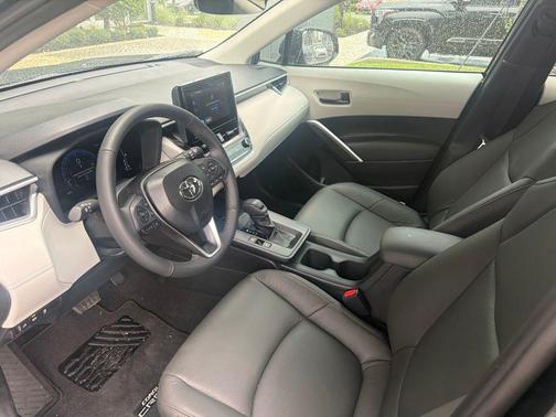 Jet Black 2026 Toyota Corolla Cross LE