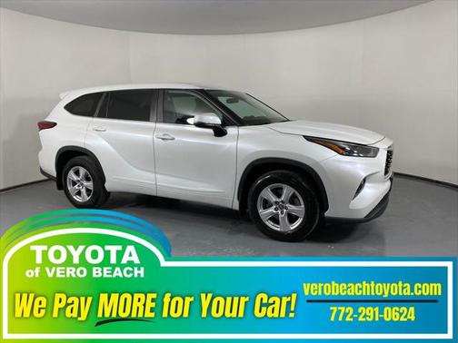 2023 Toyota Highlander LE