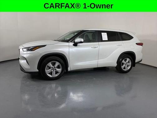 2023 Toyota Highlander LE