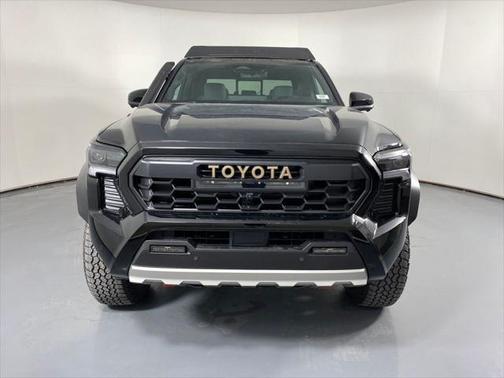 2025 Toyota Tacoma Hybrid Trailhunter
