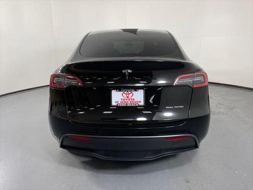 2021 Tesla Model Y Long Range Dual Motor All-Wheel Drive