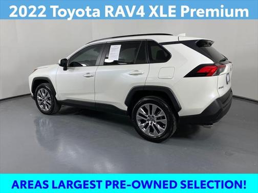 2022 Toyota RAV4 XLE Premium