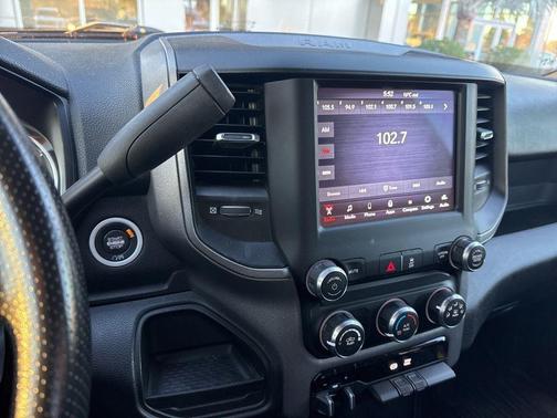 2020 RAM 3500 Tradesman Crew Cab 4x4 8' Box