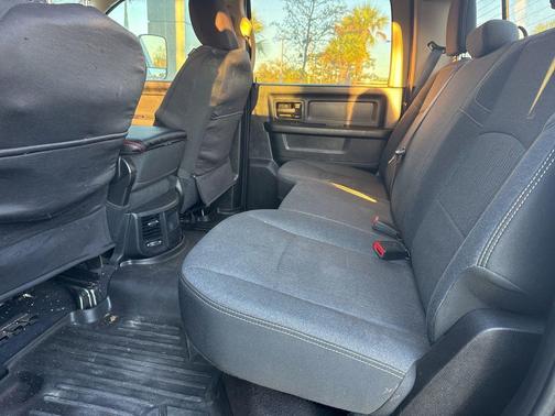 2020 RAM 3500 Tradesman Crew Cab 4x4 8' Box