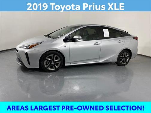 2019 Toyota Prius XLE