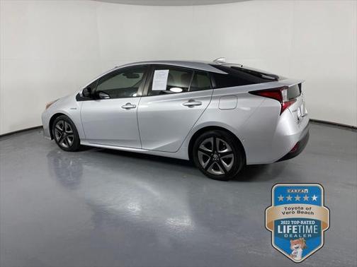 2019 Toyota Prius XLE