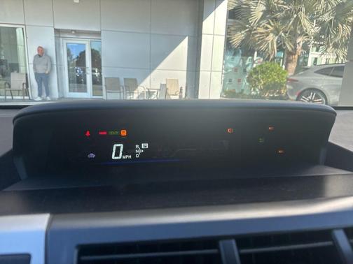 2013 Toyota Prius v Five