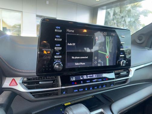 2021 Toyota Sienna XSE 7 Passenger