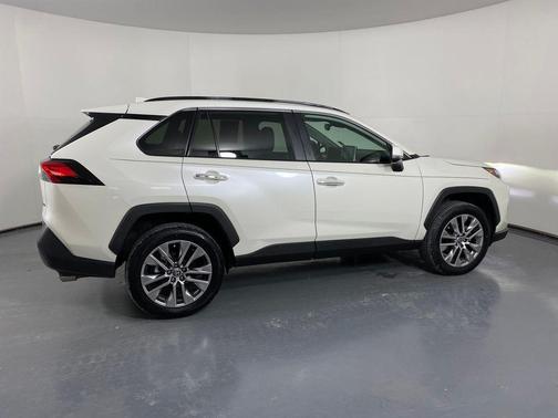 2022 Toyota RAV4 Limited