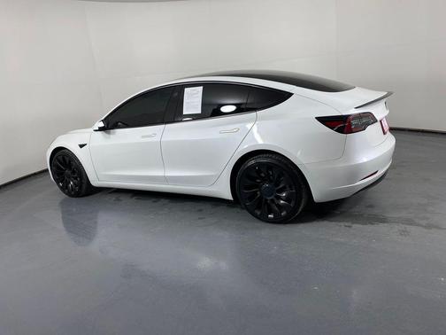 2023 Tesla Model 3 Standard Range