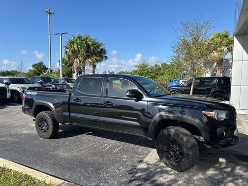 Midnight Black Metallic 2022 Toyota Tacoma TRD Off Road