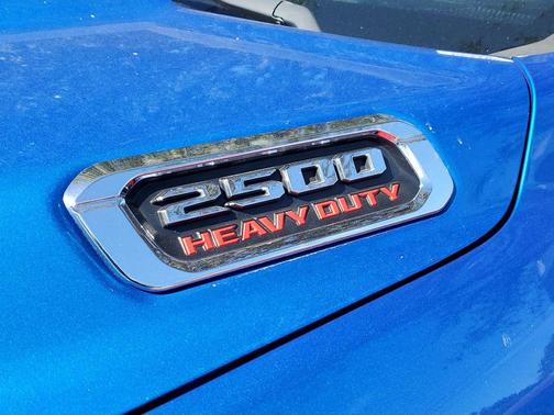 2021 RAM 2500 Laramie Crew Cab 4x4 8' Box