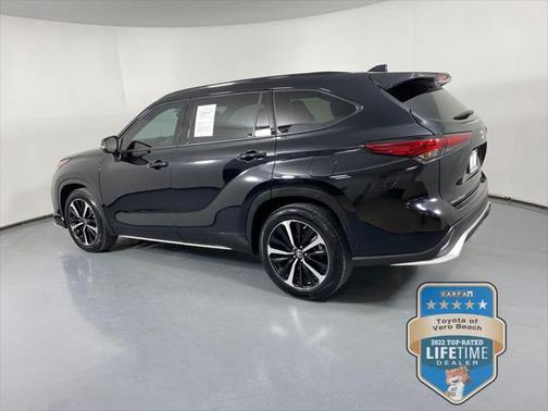 2022 Toyota Highlander XSE