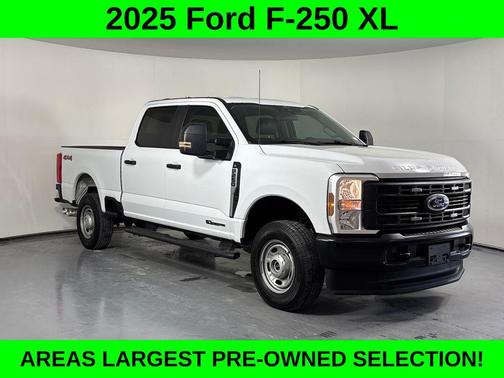 Oxford White 2025 Ford F-250 XL
