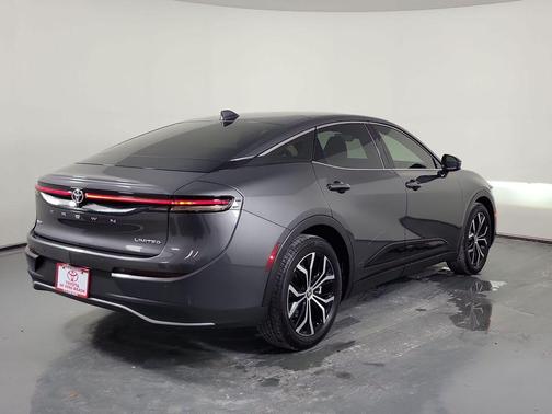 Magnetic Gray Metallic 2023 Toyota Crown Limited