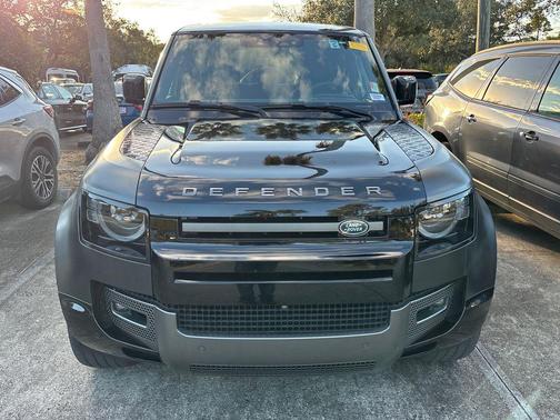 2023 Land Rover Defender 110 Carpathian Edition