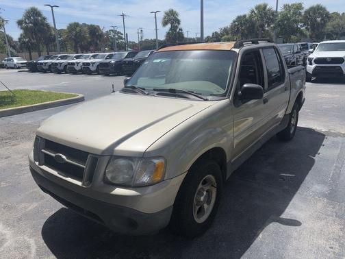 2004 Ford Explorer Sport Trac XLT