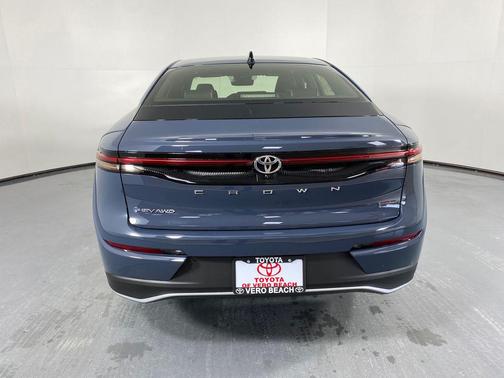 2026 Toyota Crown XLE