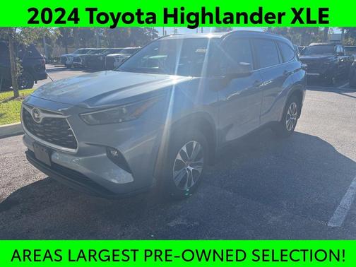 2024 Toyota Highlander XLE