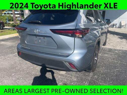2024 Toyota Highlander XLE
