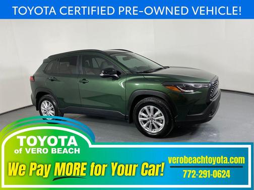 2025 Toyota Corolla Cross LE