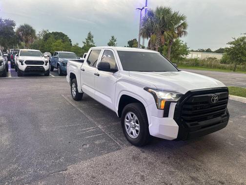 Ice Cap 2026 Toyota Tundra SR