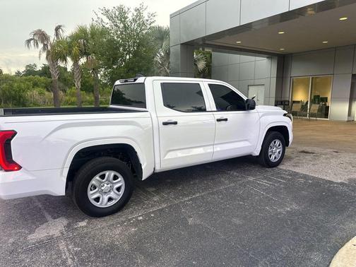 Ice Cap 2026 Toyota Tundra SR