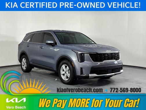 2025 Kia Sorento LX