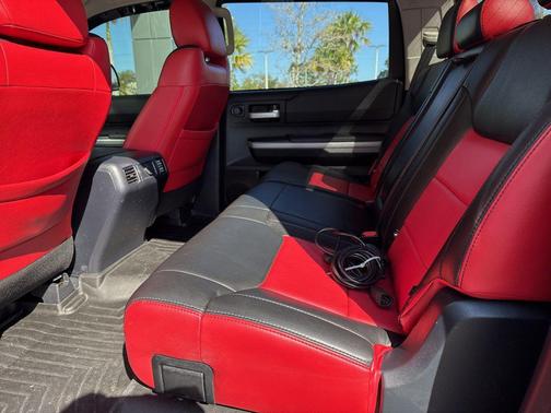 2018 Toyota Tundra SR5