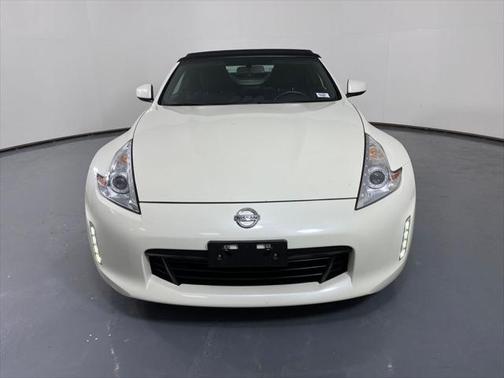 2017 Nissan 370Z Base