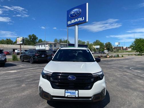 Crystal White Pearl 2025 Subaru Forester Sport