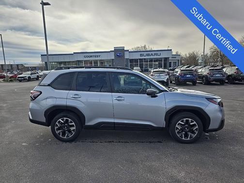 2025 Subaru Forester Premium