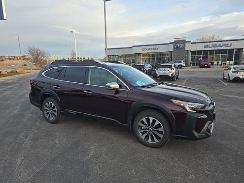 2024 Subaru Outback Touring XT