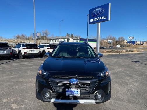 2025 Subaru Outback Touring XT