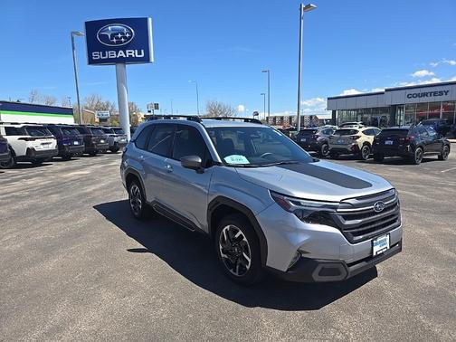 Ice Silver Metallic 2025 Subaru Forester Limited