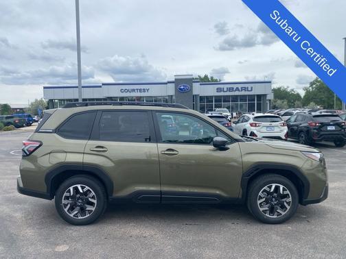 Autumn Green Metallic 2026 Subaru Forester Premium