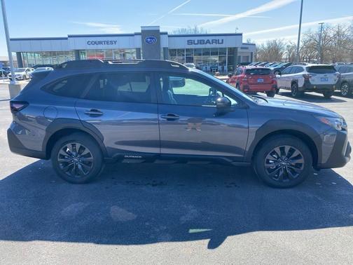 Magnetite Gray Metallic 2025 Subaru Outback Onyx Edition